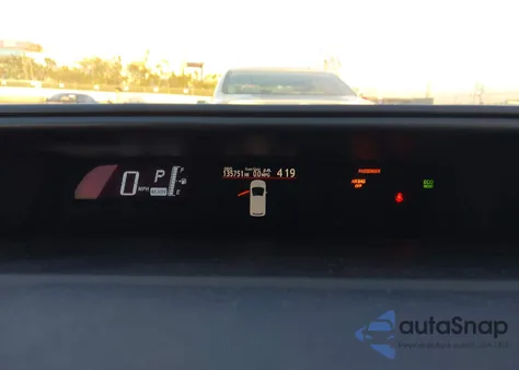 2015 Toyota Prius C Two from USA, damaged, VIN JTDKDTB37F1096671